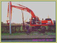 Der Bagger rückt an